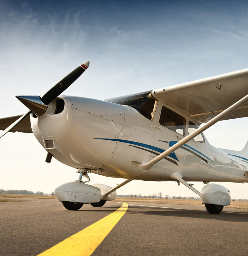 letadlo Cessna letiště Hosín